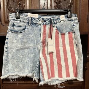 1XL Judy Blue Stars & Stripes Shorts 1XL